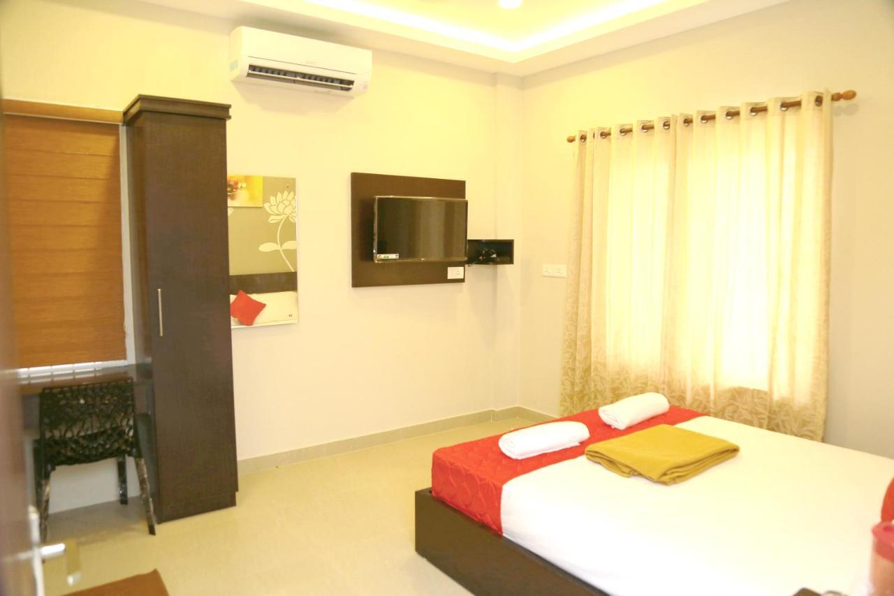 Hotel Metro Residency Kochi Zewnętrze zdjęcie