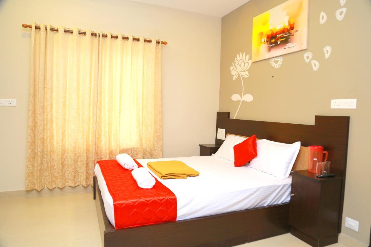 Hotel Metro Residency Kochi Zewnętrze zdjęcie