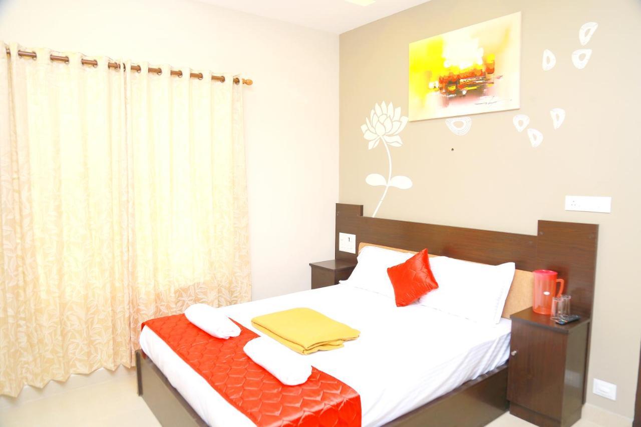 Hotel Metro Residency Kochi Zewnętrze zdjęcie