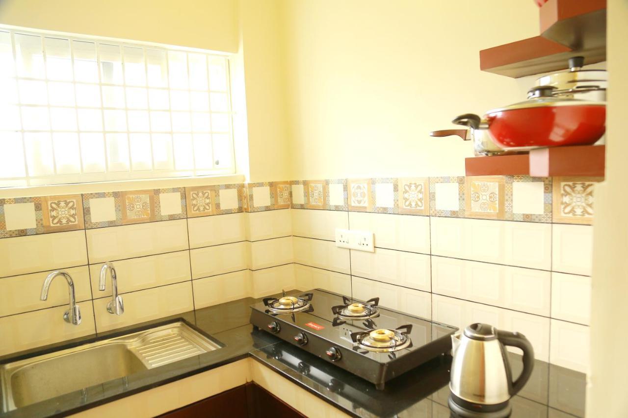Hotel Metro Residency Kochi Zewnętrze zdjęcie