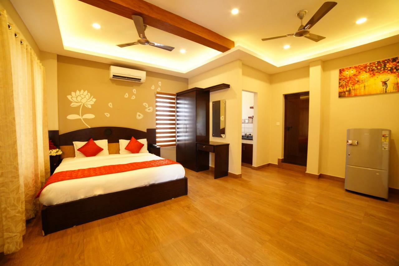 Hotel Metro Residency Kochi Zewnętrze zdjęcie